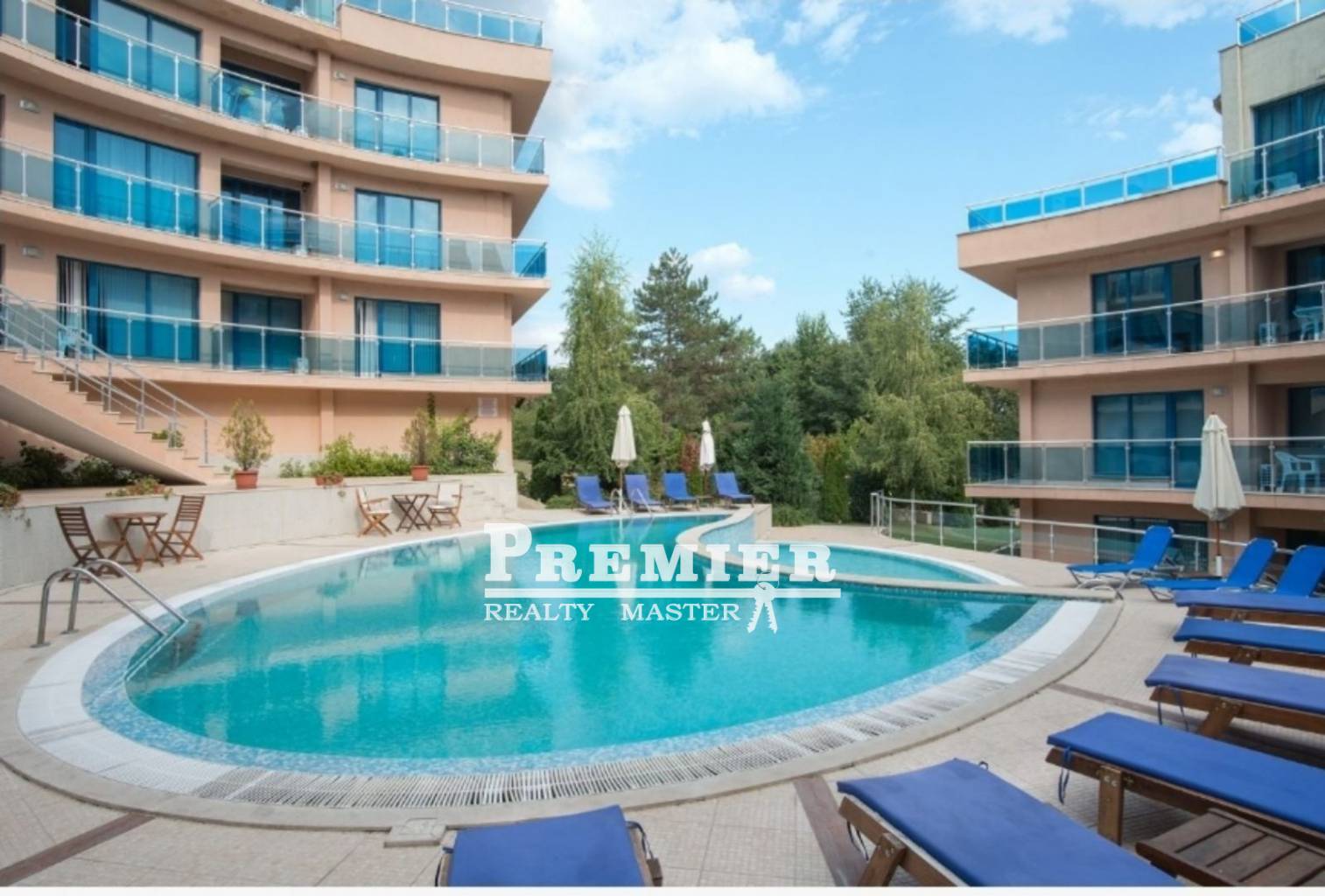  49 000 Eur ID 40350