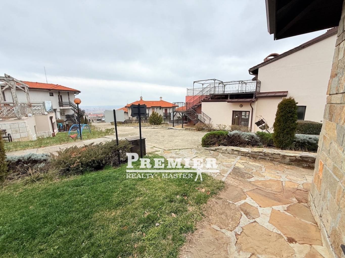 3-комнат квартира Солнечный берег Болгария 45994 photo34599425 3-комнат квартира Солнечный берег Болгария 45994 photo Изображение 25