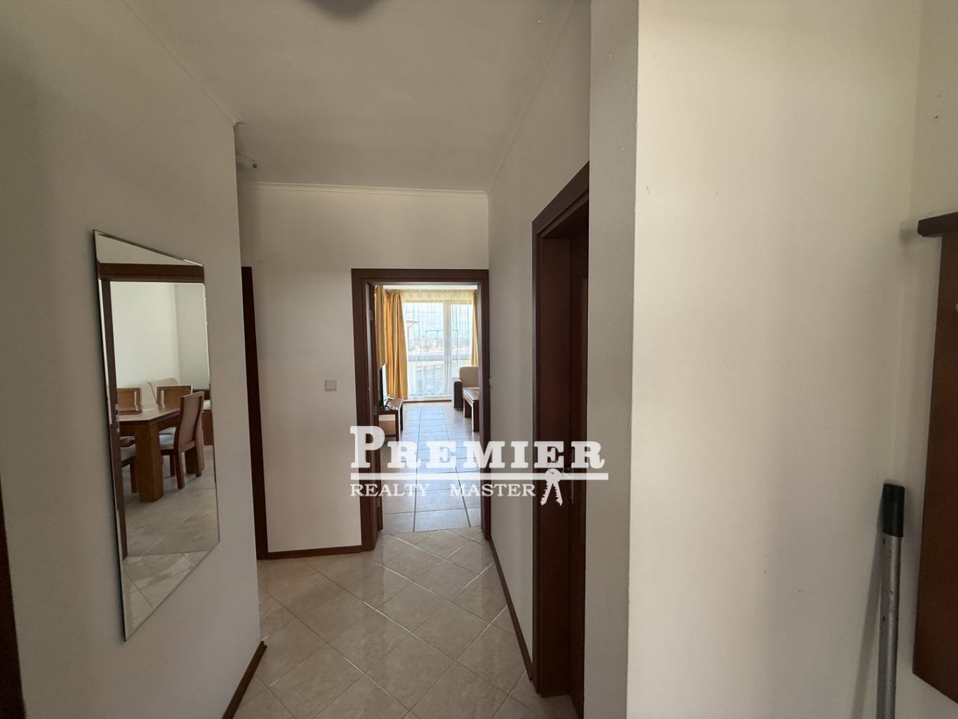 3-комнат квартира Солнечный берег Болгария 45995 photo34599512 3-комнат квартира Солнечный берег Болгария 45995 photo Изображение 12