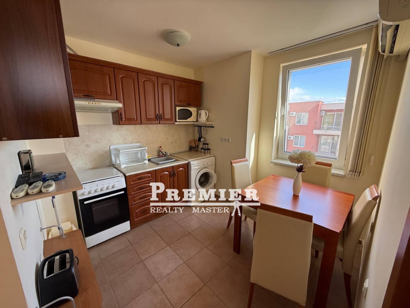 3-комнат квартира Солнечный берег Болгария 45996 photo3459961 3-комнат квартира Солнечный берег Болгария 45996 photo Изображение 1