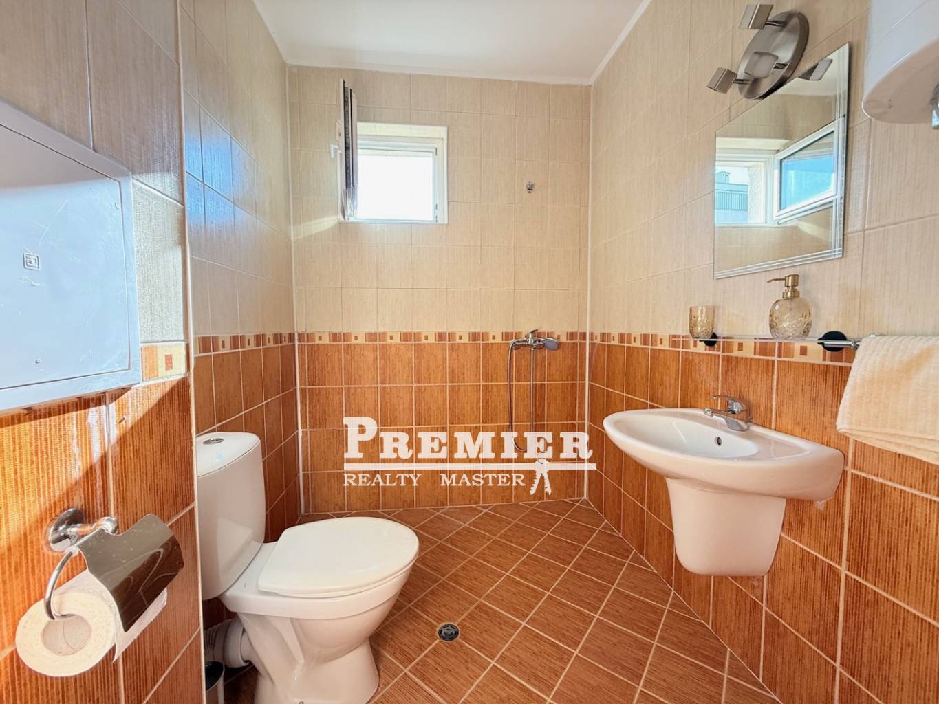 3-комнат квартира Солнечный берег Болгария 45999 photo34599917 3-комнат квартира Солнечный берег Болгария 45999 photo Изображение 17