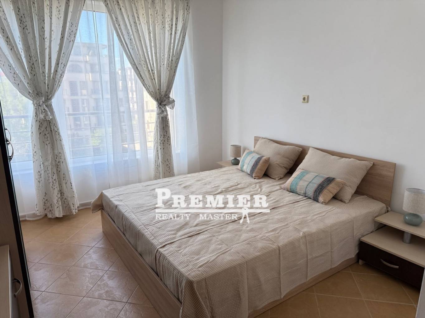 3-комнат квартира Солнечный берег Болгария 45999 photo3459994 3-комнат квартира Солнечный берег Болгария 45999 photo Изображение 4