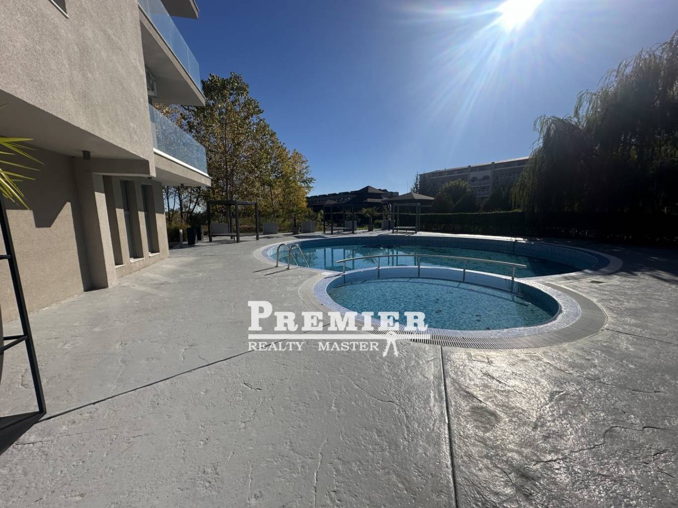 3-комнат апартамент Солнечный берег Болгария 46021 photo3460211 3-комнат апартамент Солнечный берег Болгария 46021 photo Изображение 1